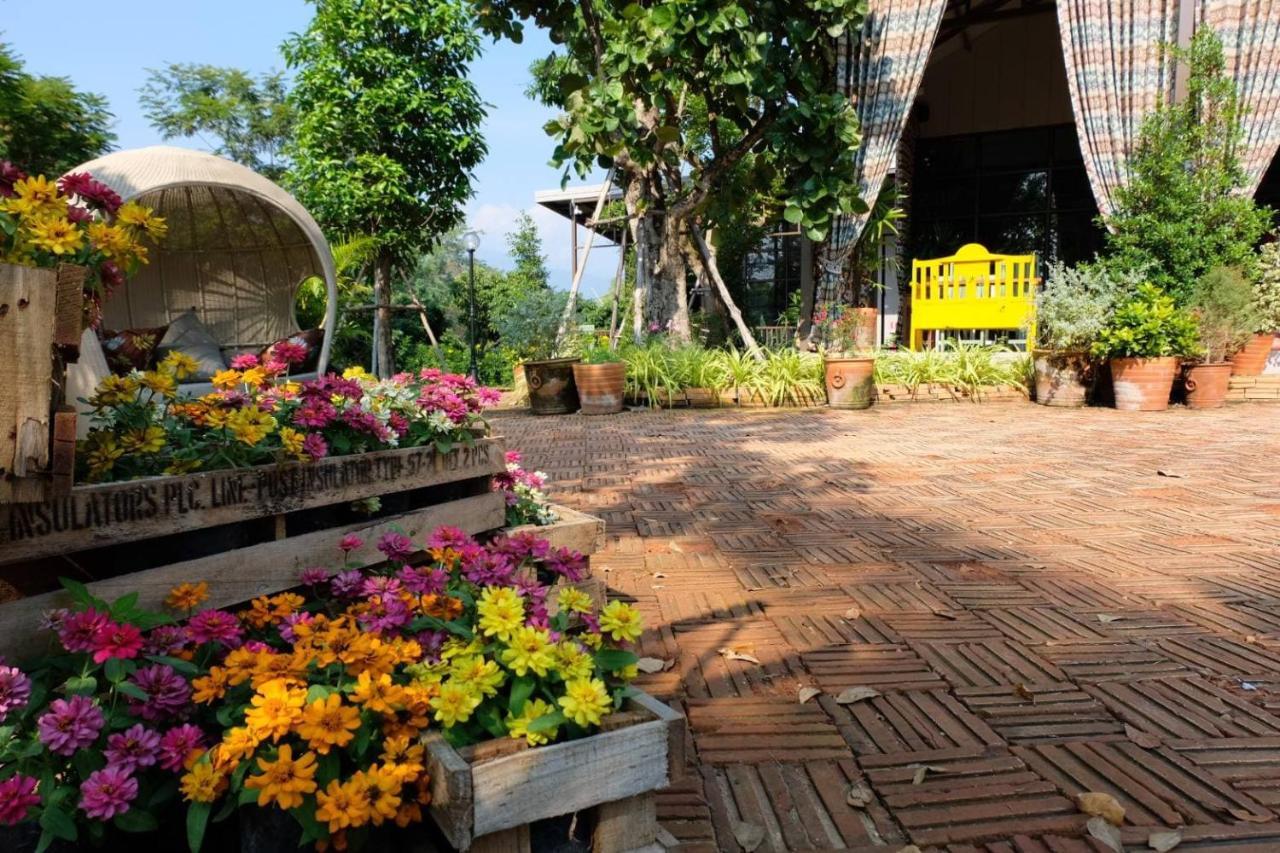 Thanburi Resort Chom Thong Esterno foto